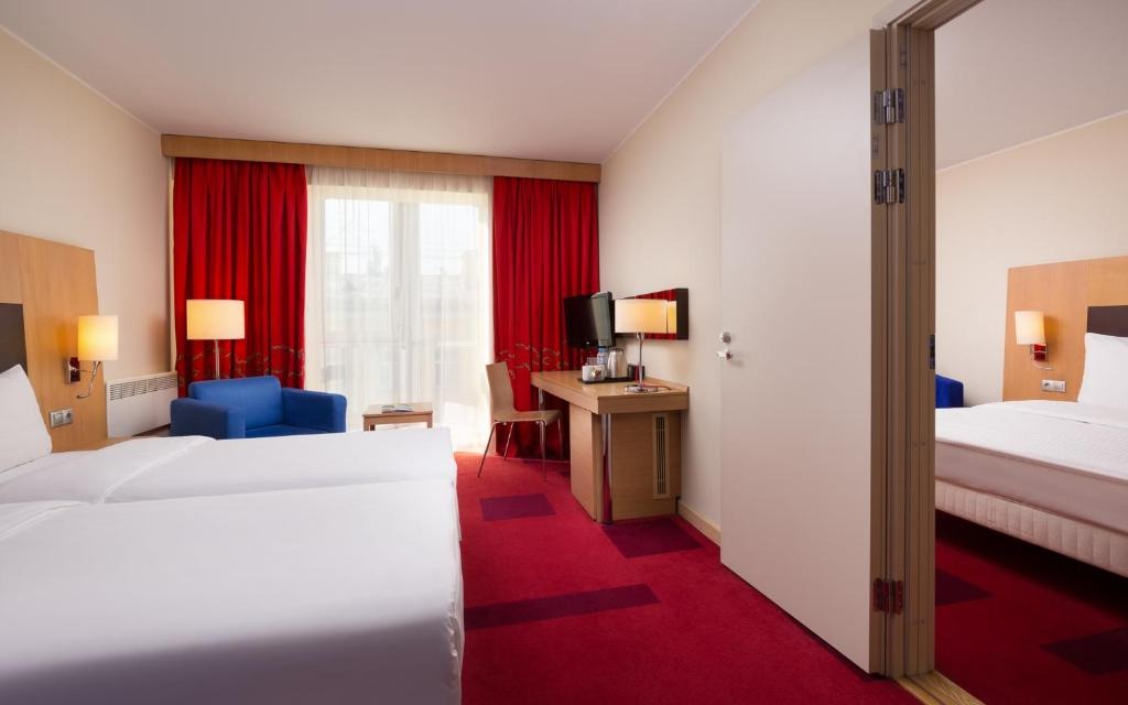 هتل پارک این رادیسون نوسکای